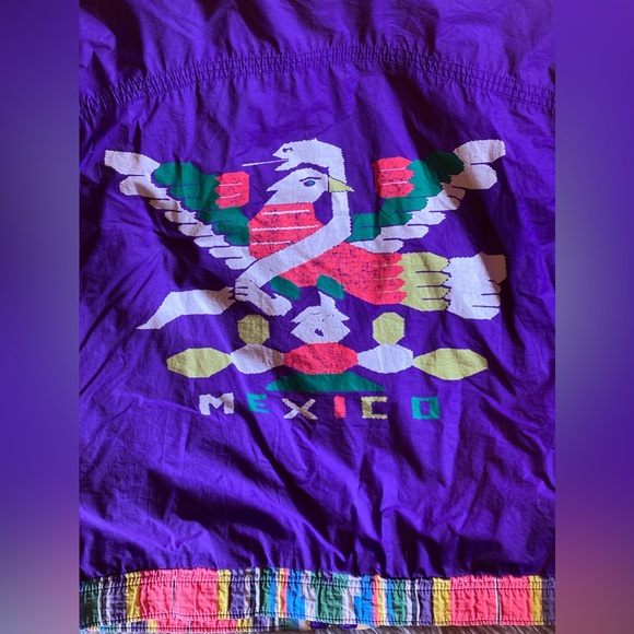 Vintage 80s/90s Luhta track suit
“Mexico Merida Marathon Luhta”
Women US size 10 - Picture 9 of 13